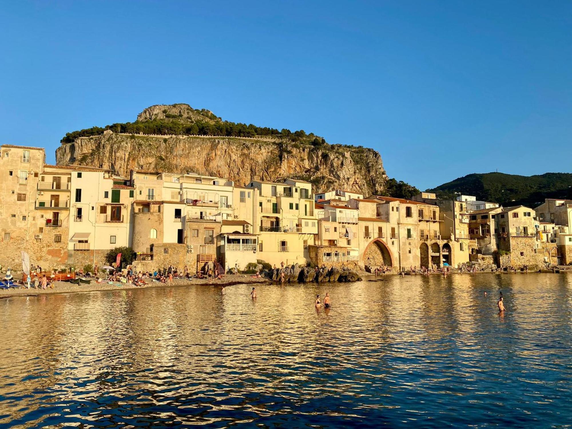 Casa Agora-A Due Passi Dal Mare Appartement Cefalù Buitenkant foto